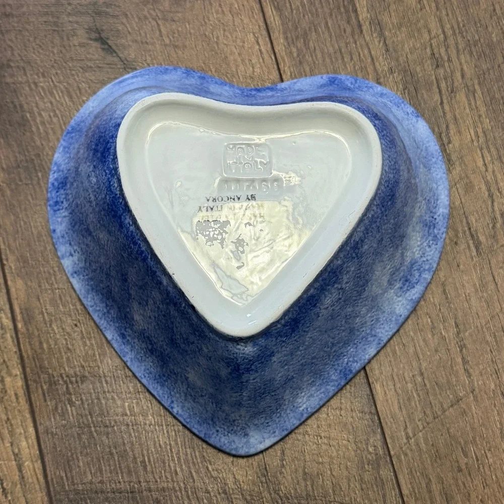 Ancora Italy Hand Painted‎ Heart Shaped Ceramic Bowl 7.5